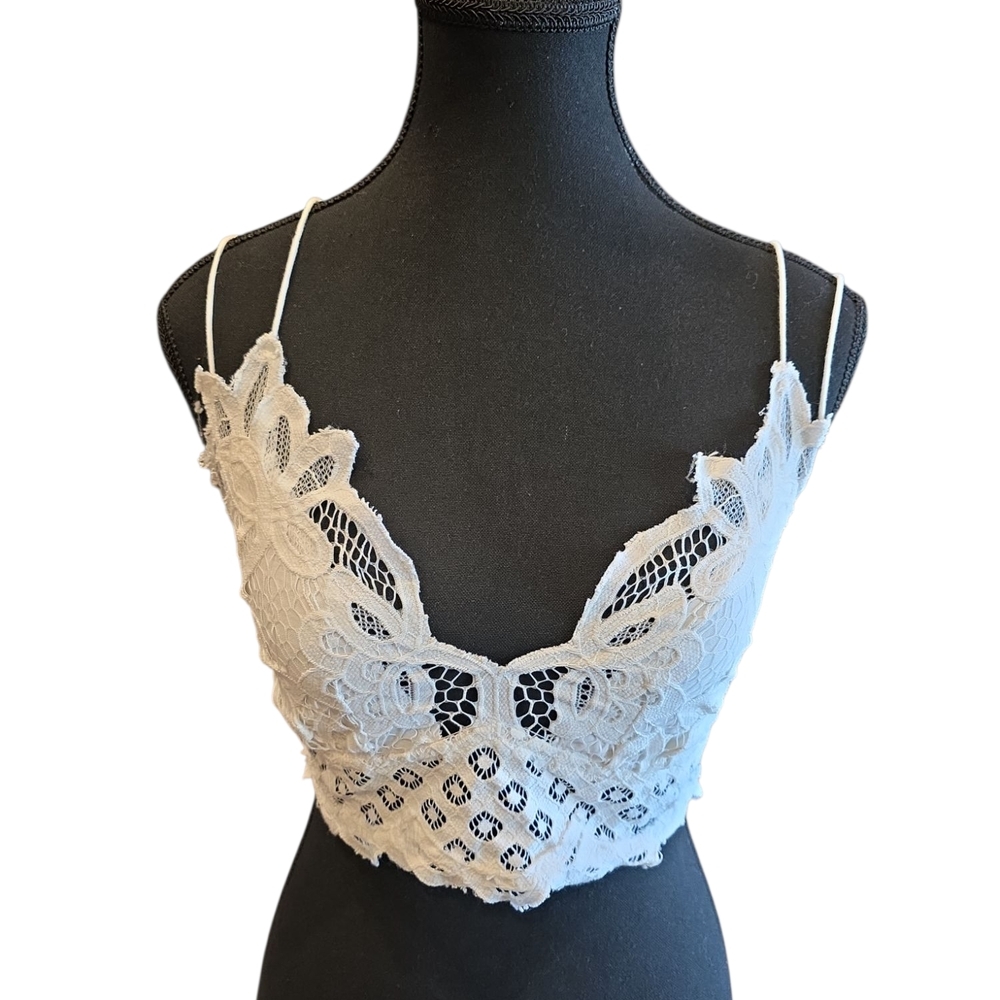 Cream Lace Bandeau with Scalloped Trim